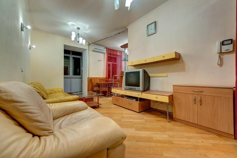 Apartments On Shota Rustaveli Киев Экстерьер фото