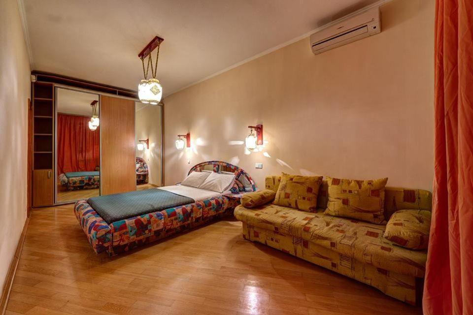 Apartments On Shota Rustaveli Киев Экстерьер фото
